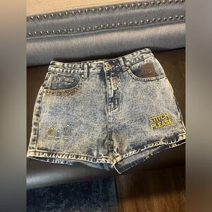 Cactus Embroidered Acid Wash Jean Shorts Size 27 Western Desert Festival‎ Vibes
